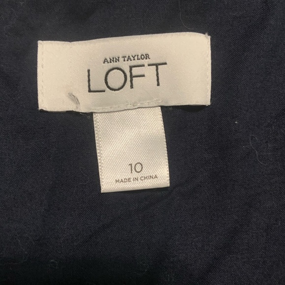 LOFT Neutral Daisies Cap Sleeve Pleated Scoop Neck Dress W/ Pockets size 10 - Picture 4 of 7